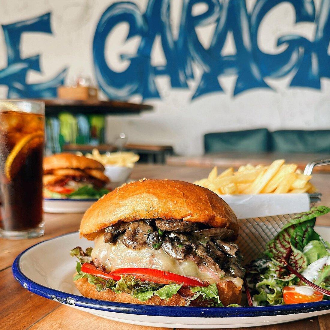 Industrial-chic interior and smash burgers at La Garage El Gouna